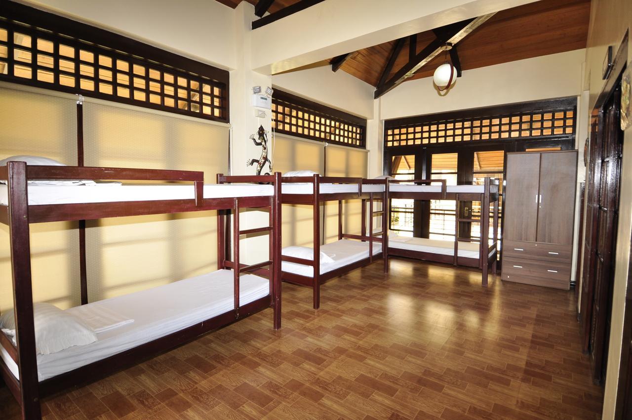 Seascape Resort Batangas Extérieur photo