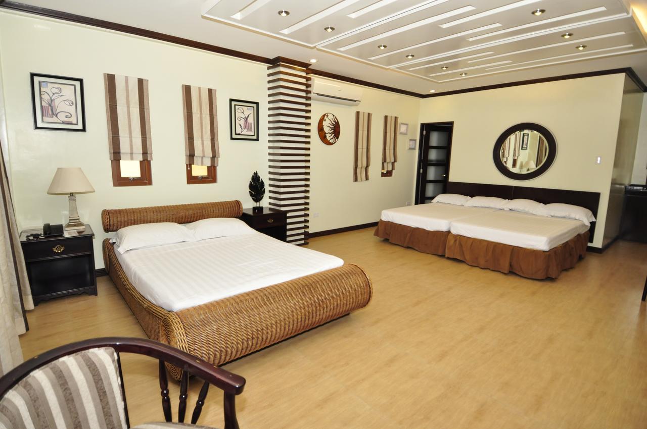 Seascape Resort Batangas Extérieur photo